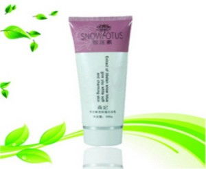 高效護膚與商業共贏 雪蓮素瞬透系列化妝品批發指南